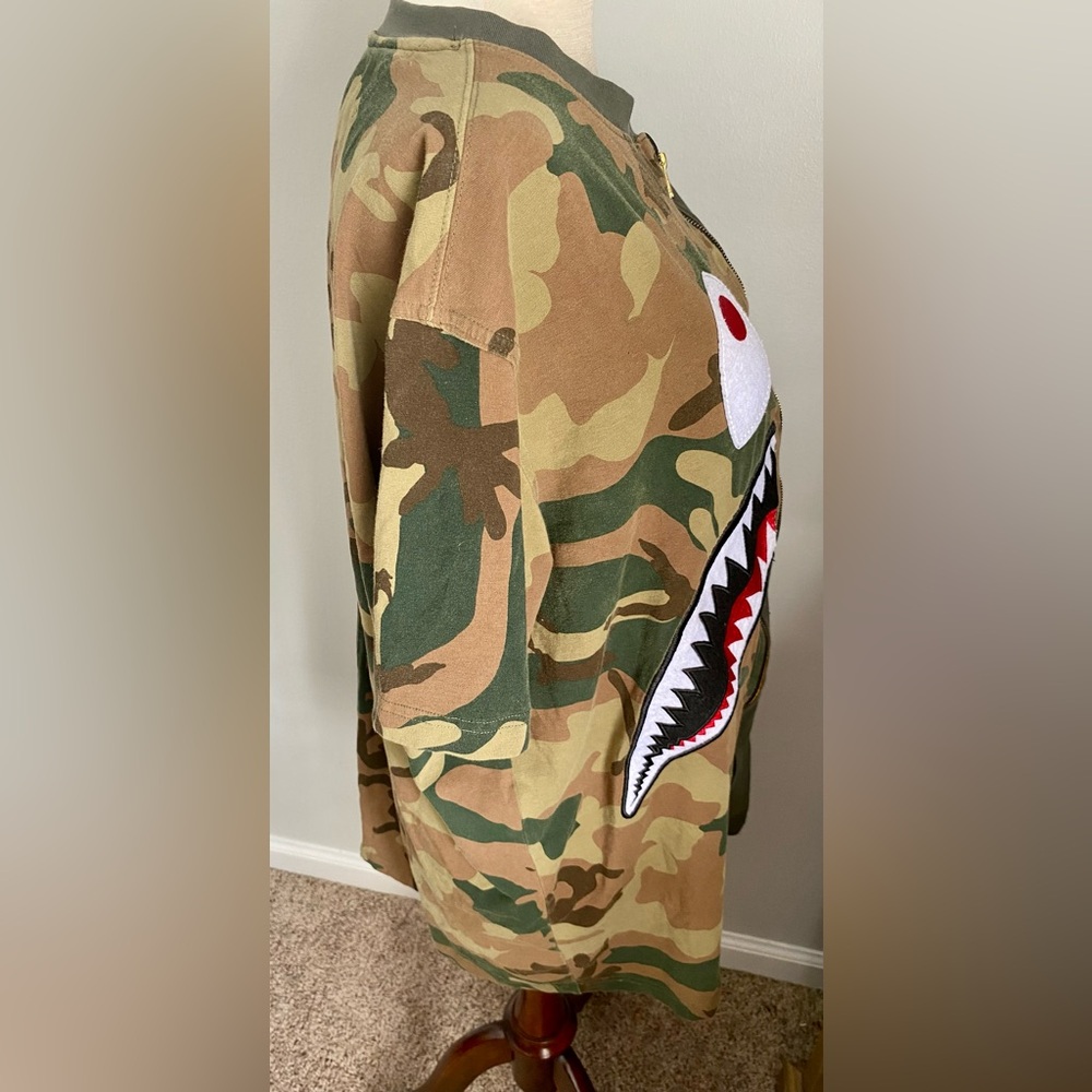 Hudson‎ Outerwear Bape Men’s 2X Green and Khaki Camo Bathing Ape T-Shirt - Picture 2 of 4